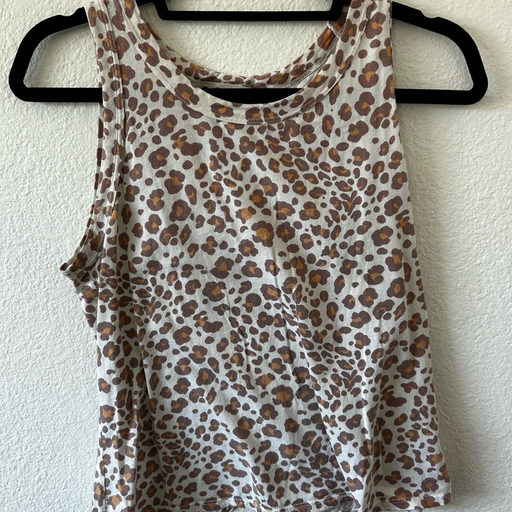 Leopard Print Sleeveless Top